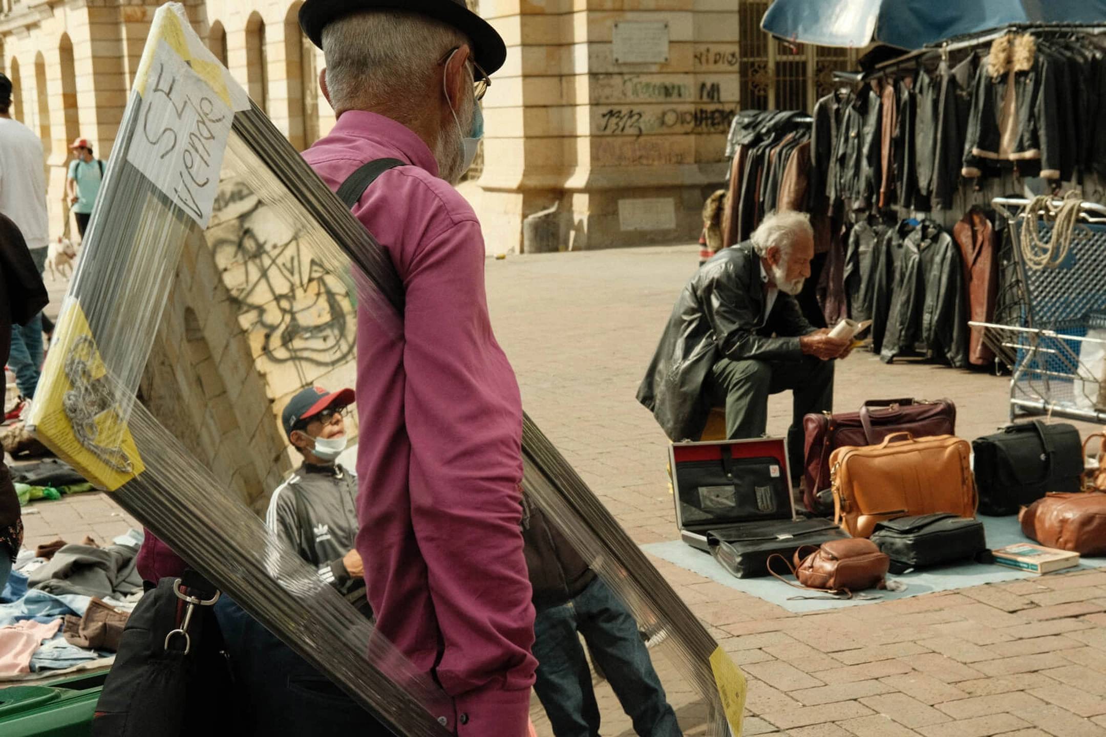 Reader by Kevin Rodríguez - thekevshot